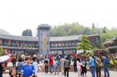 猴年马月端午不凡，织金洞游客同比翻番